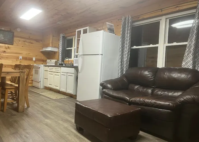 Cabin Inpigeon Forge On The River
